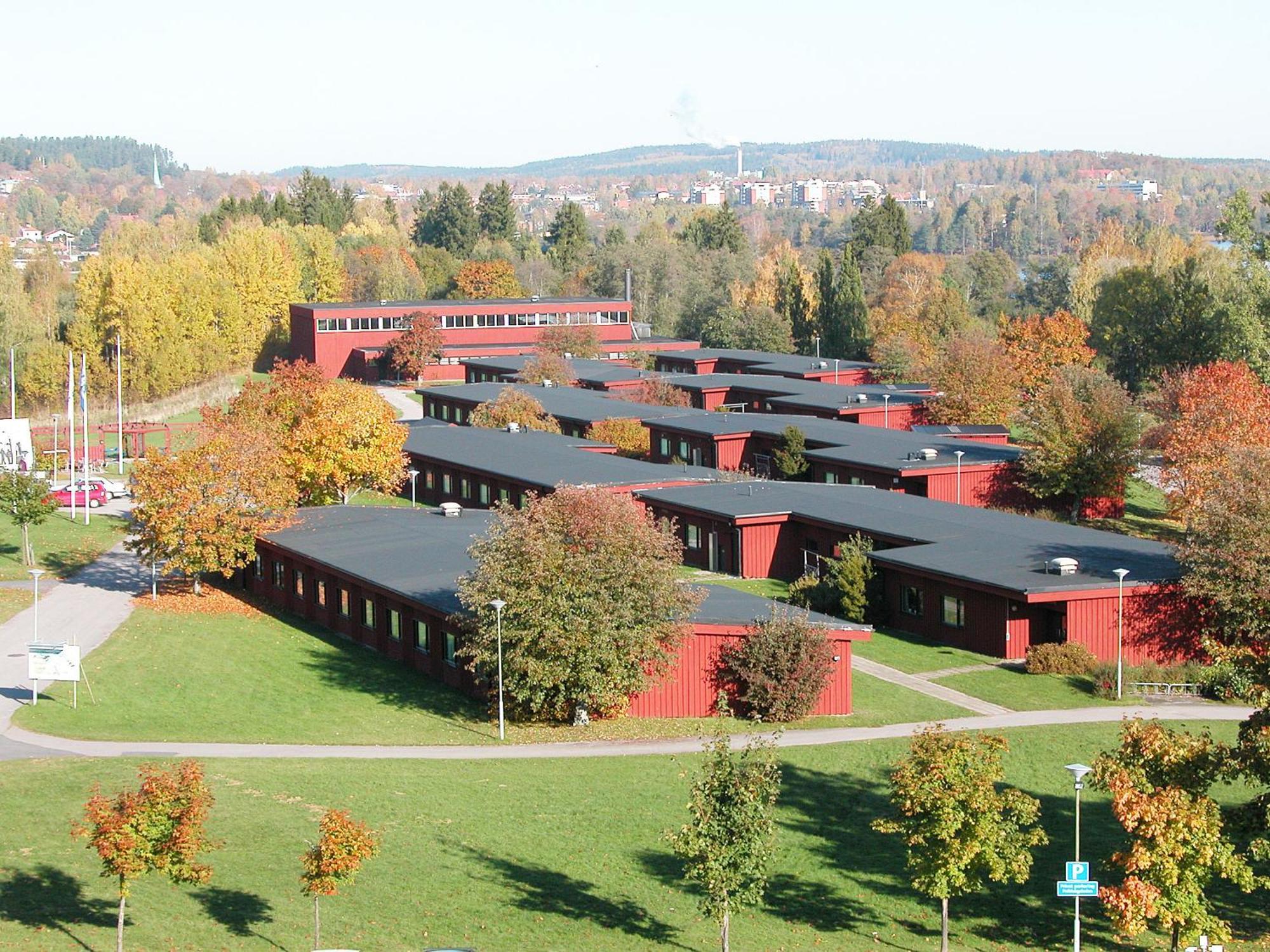 Karlskoga Folkhoegskola Vandrarhem Udden Extérieur photo