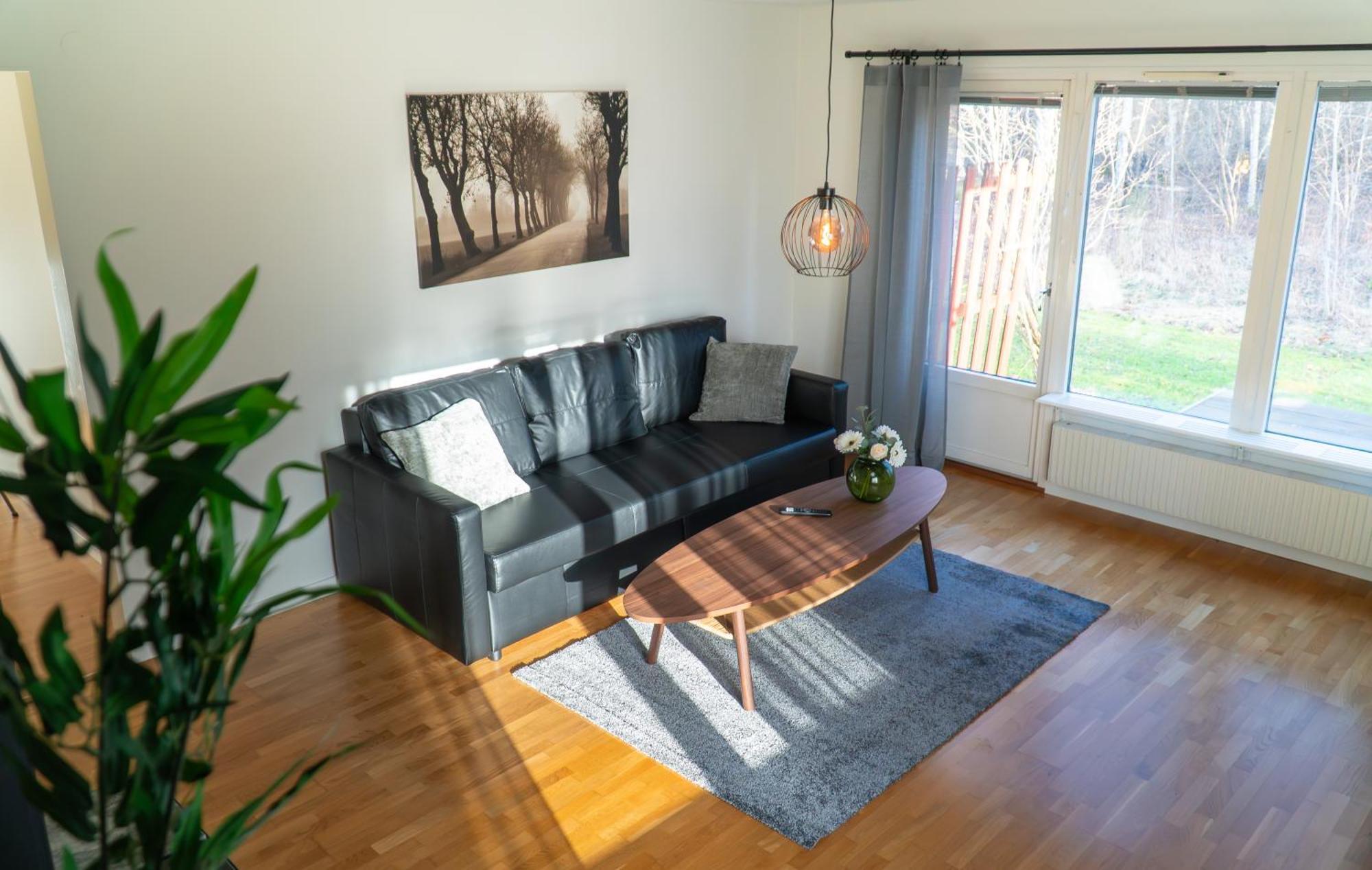 Karlskoga Folkhoegskola Vandrarhem Udden Extérieur photo