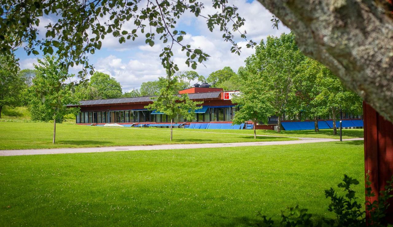 Karlskoga Folkhoegskola Vandrarhem Udden Extérieur photo