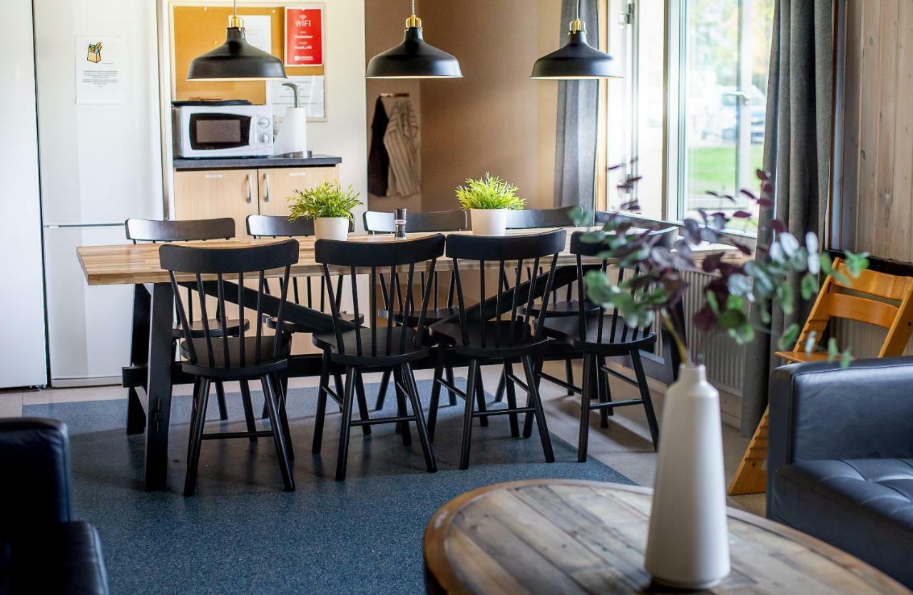 Karlskoga Folkhoegskola Vandrarhem Udden Extérieur photo