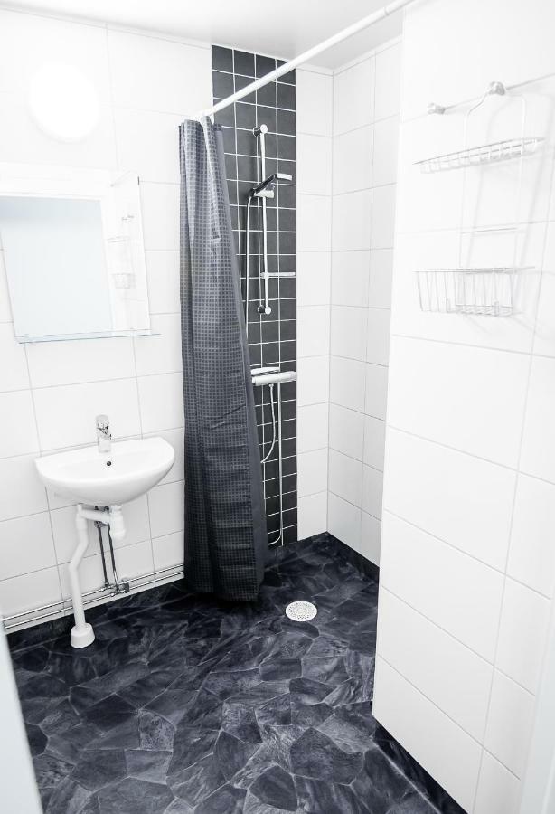 Karlskoga Folkhoegskola Vandrarhem Udden Extérieur photo