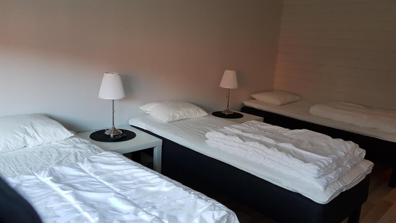 Karlskoga Folkhoegskola Vandrarhem Udden Extérieur photo